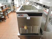 EDWARD DON FOOD WARMER (MODEL: W-3V) + APW WYOTT INSULATED CONDIMENT SERVER(WITHOUT LID) - (LOCATION: 2ND FLOOR KITCHEN)