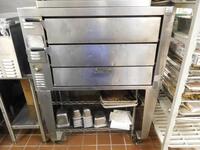 BAKER'S PRIDE PIZZA OVEN (GP-61)- (LOCATION: 1ST FLOOR KITCHEN)