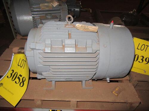 SIEMENS 30 HP MOTOR, 3525 RPM, 60 HZ, 460 VOLTS, 286TS FRAME, (HC&S# A1718), (C&H L-3)