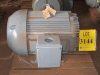 ALLIS-CHALMERS 125 HP MOTOR, 1775 RPM, 60 HZ, 460 VOLTS, 444T FRAME, (SHAFT OFF BALANCE), (HC&S# A0304), (C&H GRD FLR 23)