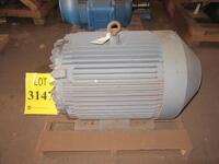 GE 125 HP MOTOR, 3570 RPM, 60 HZ, 460 VOLTS, 444TS FRAME, (HC&S# K4842), (C&H GRD FLR 31)