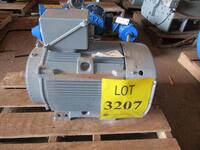 GE 15 HP MOTOR, 1175 RPM, 60 HZ, 460 VOLTS, 281TSC FRAME, (HC&S# A1053), (C&H GRD FLR 26)