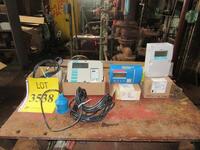 LOT (5) ASST'D SIEMENS MONITORS AND TRANSDUCERS, (1) SIEMENS MULTIRANGER 100, (1) SIEMENS MILLTRONICS BW100, (1) SIEMENS SITRANS LU10, SIEMENS XPS-10 ULTRASONIC TRANSDUCER, (1) SIEMENS XPS-15 ULTRASONIC TRANSDUCER, (LOCATION: 4TH FLOOR NEXT TO ELEVATOR)