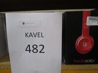 4x Beats solo2 Rood nieuwprijs € 179,- p.st.