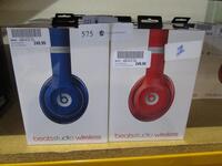2x Beats Studio Wireless rood en blauw nieuwprijs € 379,- p.st.