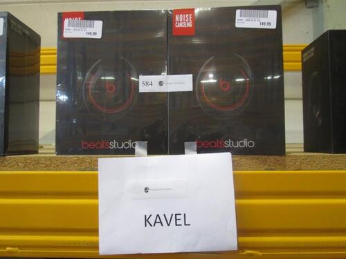 2x Beats Studio zwart nieuwprijs € 249,- p.st.