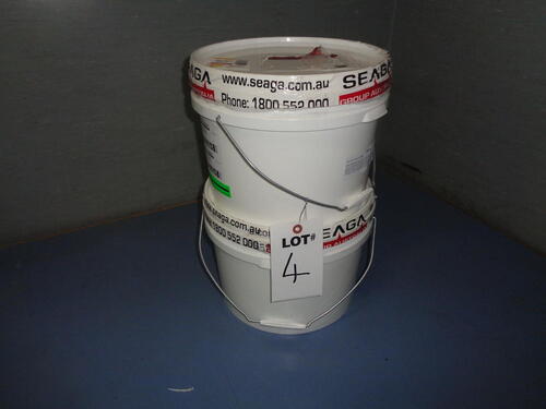 (2) x 10lt tubs of Seaga plastipad