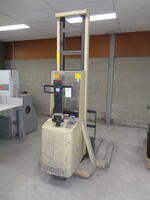 Crown 201MT154A Walkie stacker, battery electric, 1000kg lifting capacity, S/N S05014244