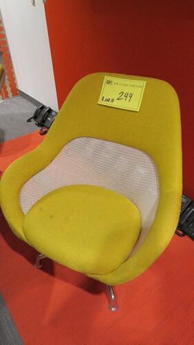 STEELCASE "SW 1" LOUNGE CHAIR BY COALESSE, LOW BACK, 4 STAR BASE, POLISHED FRAME, SWIVEL RETURN, GOLD CLOTH. MSRP $1876