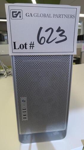 APPLE MAC PRO, A1186, WITH POWER CORD. MSRP $