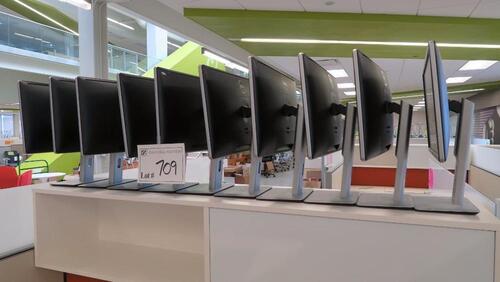 LOT OF 10, DELL P2314HT 23" COMPUTER MONITOR, VGA, DVI-D, DISPLAY PORT, USB, WITH STAND. MSRP $249