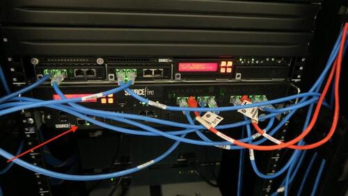Source Fire SECURITY APPLIANCE, Serial Number 3D35-03241003-FA02 NOT AVAILABLE FOR PICK UP UNTIL JULY 27TH AND MUST BE PICK UP ON JULY 27TH OR JULY 28TH ONLY!