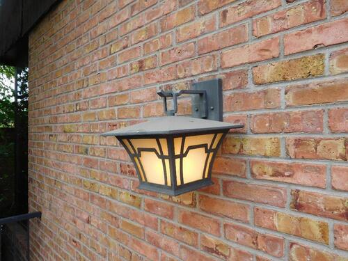 (14) OUTDOOR LIGHTS (TILTED KILT PATIO)