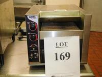 APW WYOTT CONVEYOR TOASTER MODEL AT40 (THAI CAFâ€¦ KITCHEN)