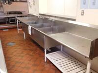 192" X 31" X 46" STAINLESS STEEL THREE COMPARTMENT SINK (THAI CAFâ€¦ KITCHEN)