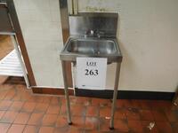 (3) ASST'D STAINLESS STEEL SINKS (THAI CAFâ€¦ KITCHEN)