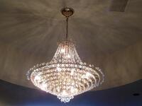 CHANDELIER (MAIN ENTRANCE LOBBY)