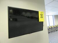 LG 42" TV, MODEL: 42LN5700