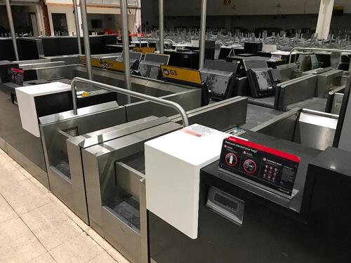 A pair of check in desks with Avery Weigh-Tronix scales 2KG-150KG. D 900mm, W 1250mm, H 1160mm. Weigh belt 900mm by 750mm. Feeder belt 1330mm by 750mm. Each desk complete with display screen and bracket. Desks consist of three drawers, digital display and