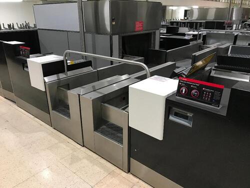 A pair of check in desks with Avery Weigh-Tronix scales 2KG-150KG. D 900mm, W 1250mm, H 1160mm. Weigh belt 900mm by 750mm. Feeder belt 1330mm by 750mm. Each desk complete with display screen and bracket. Desks consist of three drawers, digital display and