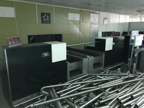 A pair of check in desks with Avery Berkel L108 scales 2KG-150KG. D 900mm, W 1200mm, H 1200mm. Belt width 450mm. Weigh belt 900mm by 750mm. Feeder belt 1330mm by 750mm. Each desk complete with display screen and bracket. Desks consist of drawers, digital 