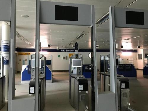 IRIS scanner gate with NEC monitor and SwitchON Light camera system. <em>*Equipment may be subject to buyers restrictions, please contact the agent for further details.</em>