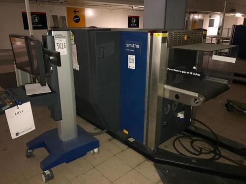 Smiths Heimann hand baggage scanner HS 6040aTiX complete with Smiths iLane twin monitoring desk.*