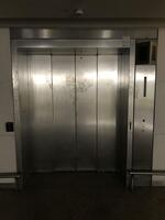 Three floor Lift W1650mm H2150mm