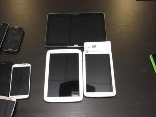 LOT (3) SAMSUNG TABLETS, (TABLETS ARE LOCK AND ONE HAS BROKEN SCREEN