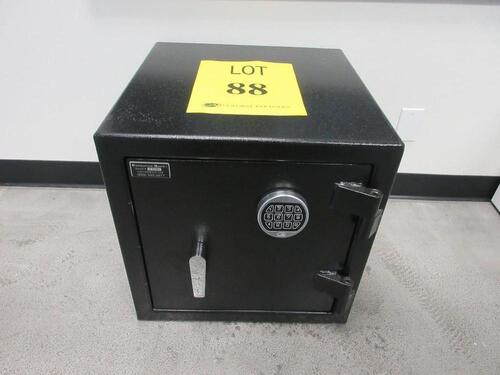EXECUTIVE SAFE 20" X 20" X 20", WITH COMBINATION, (1ST FLOOR)