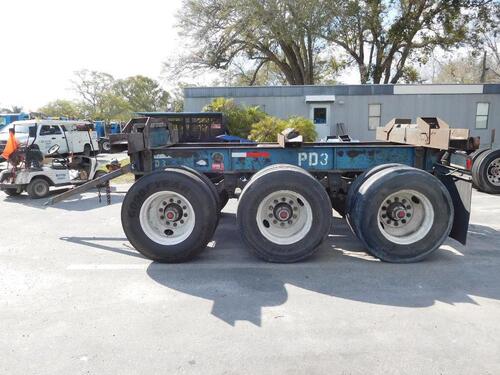 1974 FRUEHAUF STEEL POLE DOLLY, 15 FT. LONG, STEEL CROSSMEMBERS, SPRING SUSPENSION, TRI-AXLE, 22.5 LOW PROFILE TIRES, STEEL DISC WHEELS (SHOP BUILT) PD3