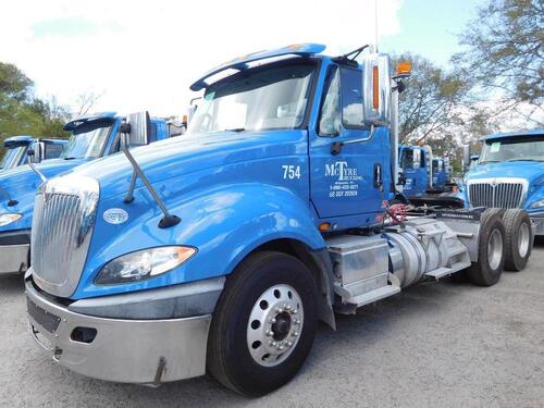 2016 INTERNATIONAL MODEL PROSTAR+ 122 NON-SLEEPER CONVENTIONAL, CUMMINS ISX15 ENGINE, 450 H.P., DEF TANK, 8LL TRANSMISSION, 46,000 LB. REAR ENDS, FULL SCREW, AIR RIDE SUSPENSION, DUAL ALUMINUM FUEL TANKS, SLIDING 5TH, HEADACHERACK, 208 INCH WHEEL BASE, 11