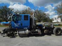 2010 INTERNATIONAL TRACTOR (FOR PARTS) MODEL 8600 SBA 6X4 TRANSTAR CONVENTIONAL, 32 INCH FLAT TOP SLEEPER, 2 DRIVE AXLES, INTERIOR MISSING PARTS, (1) 100 GALLON ALUMINUM FUEL TANK, HEADACHERACK, FITH WHEEL, (2) ALUMINUM 22.5 WHEELS, BATTERY BOX, VIN# 1HSH