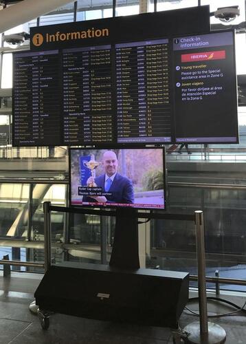 Airport mobile display board system